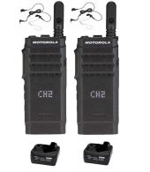 Set van 2 Motorola SL1600 DMR UHF IP54 3Watt met tafellader en beveiliging oortje